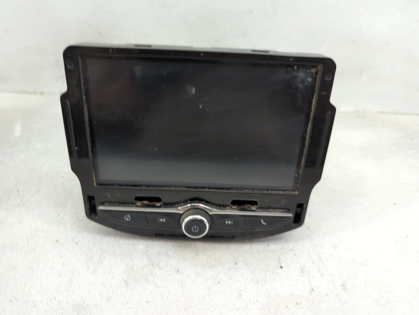 2016 Chevrolet Malibu Radio AM FM Cd Player Receiver Replacement Fits OEM Used Auto Parts - Oemusedautoparts1.com