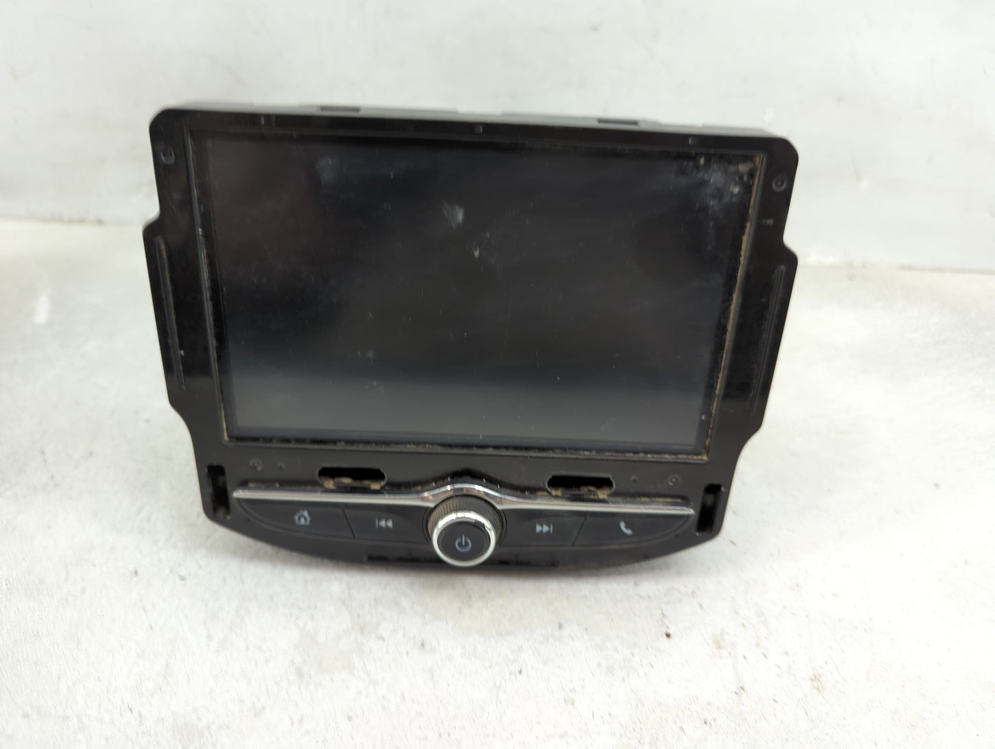 2016 Chevrolet Malibu Radio AM FM Cd Player Receiver Replacement Fits OEM Used Auto Parts - Oemusedautoparts1.com