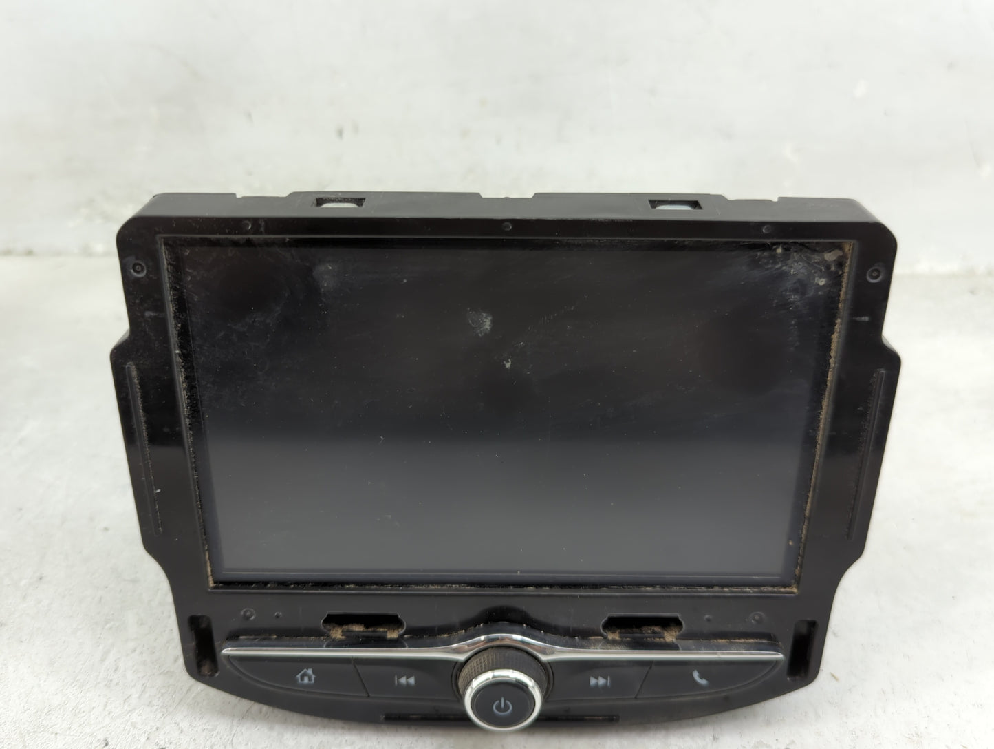 2016 Chevrolet Malibu Radio AM FM Cd Player Receiver Replacement Fits OEM Used Auto Parts - Oemusedautoparts1.com