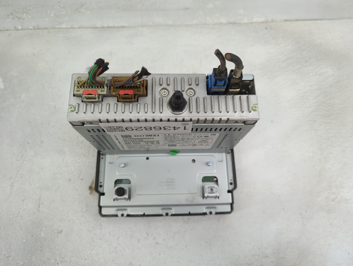 2016 Chevrolet Malibu Radio AM FM Cd Player Receiver Replacement Fits OEM Used Auto Parts - Oemusedautoparts1.com