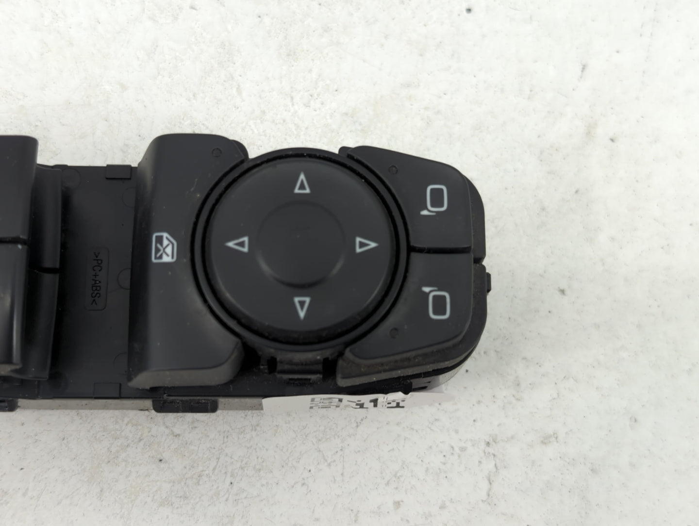 2016-2021 Chevrolet Malibu Master Power Window Switch Replacement Driver Side Left P/N:84699725 Fits OEM Used Auto Parts - O