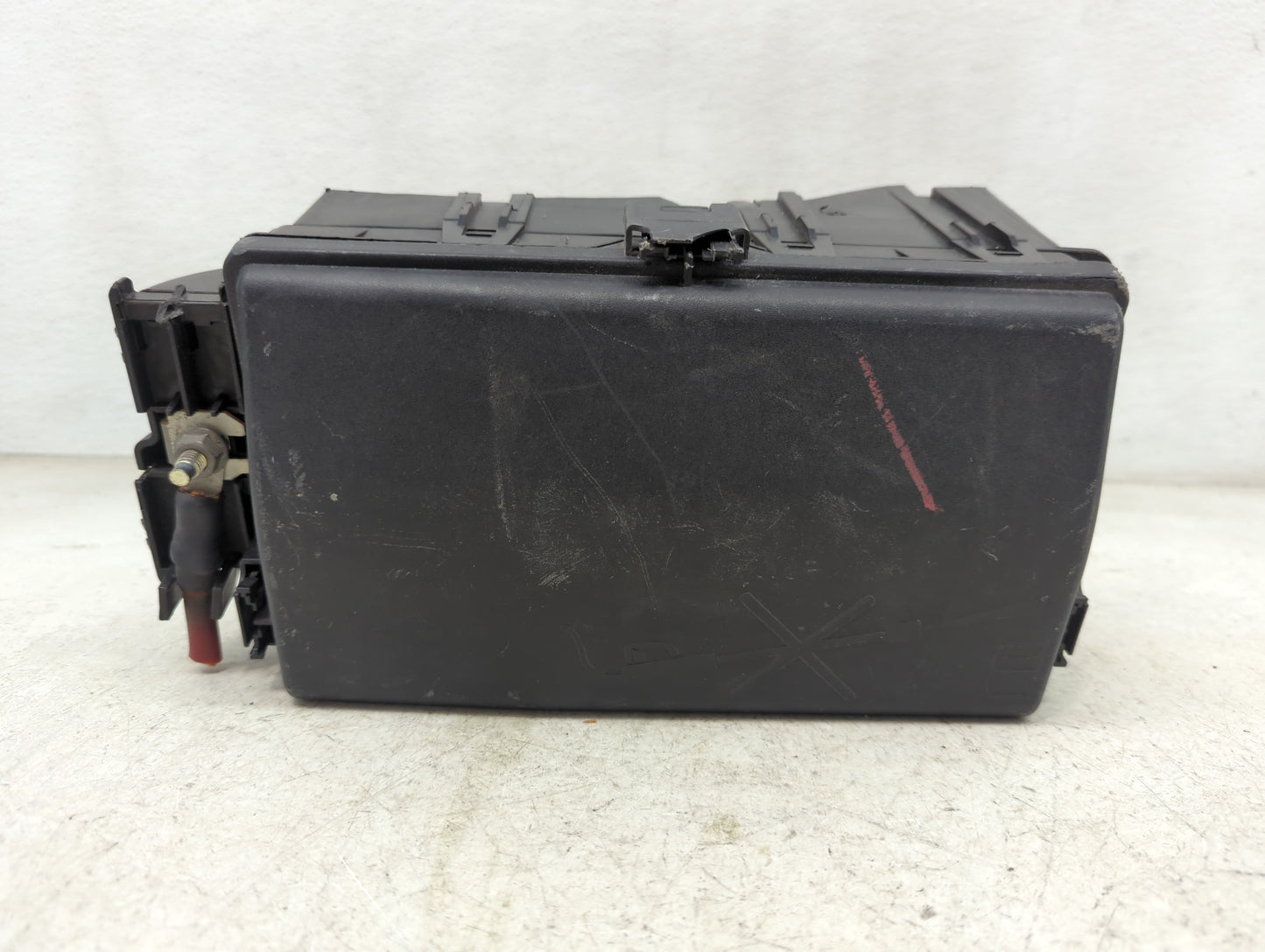 2014-2016 Chevrolet Malibu Fusebox Fuse Box Panel Relay Module P/N:23424337 Fits Fits 2014 2015 2016 OEM Used Auto Parts - O