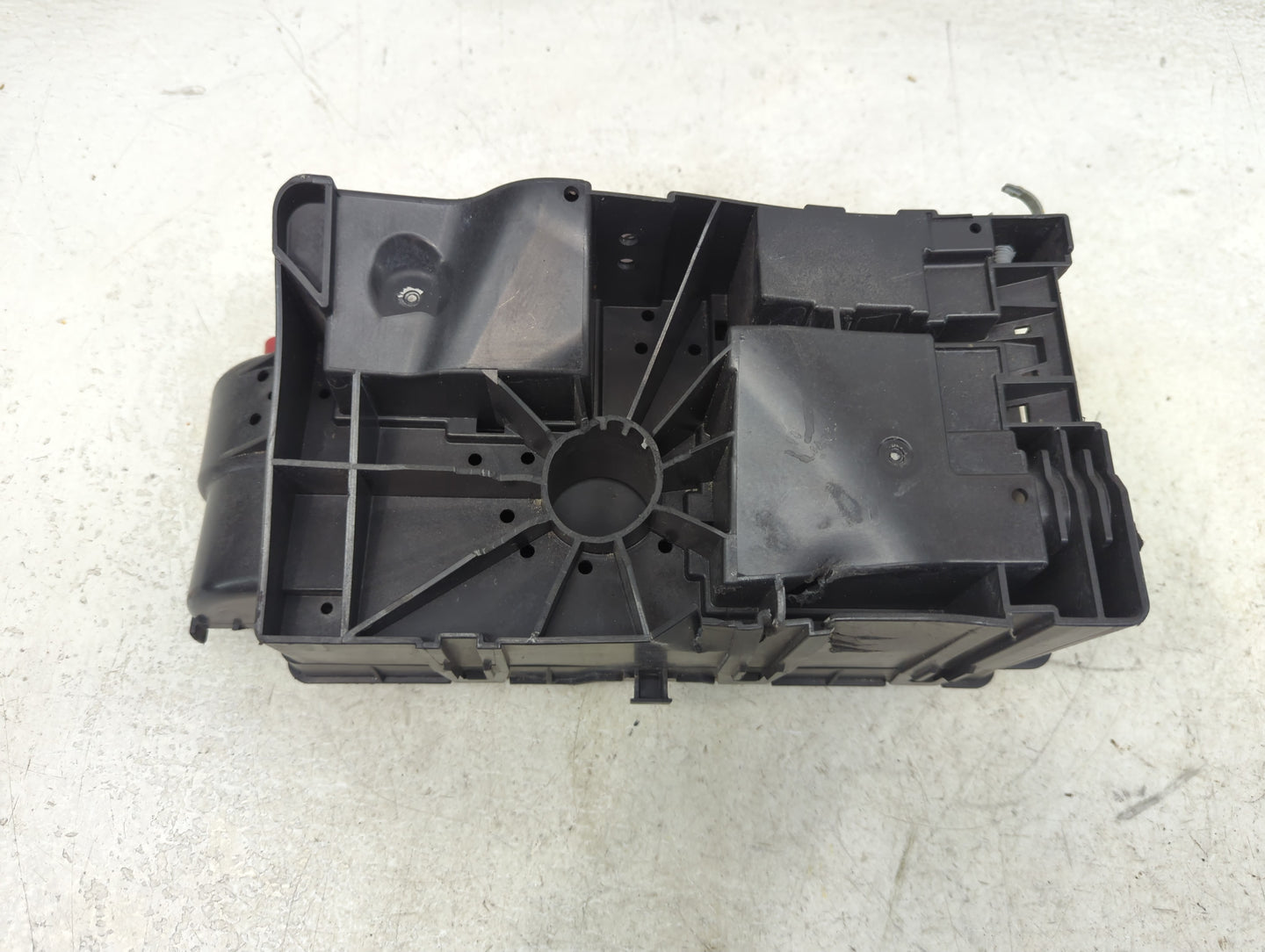 2014-2016 Chevrolet Malibu Fusebox Fuse Box Panel Relay Module P/N:23424337 Fits Fits 2014 2015 2016 OEM Used Auto Parts - O