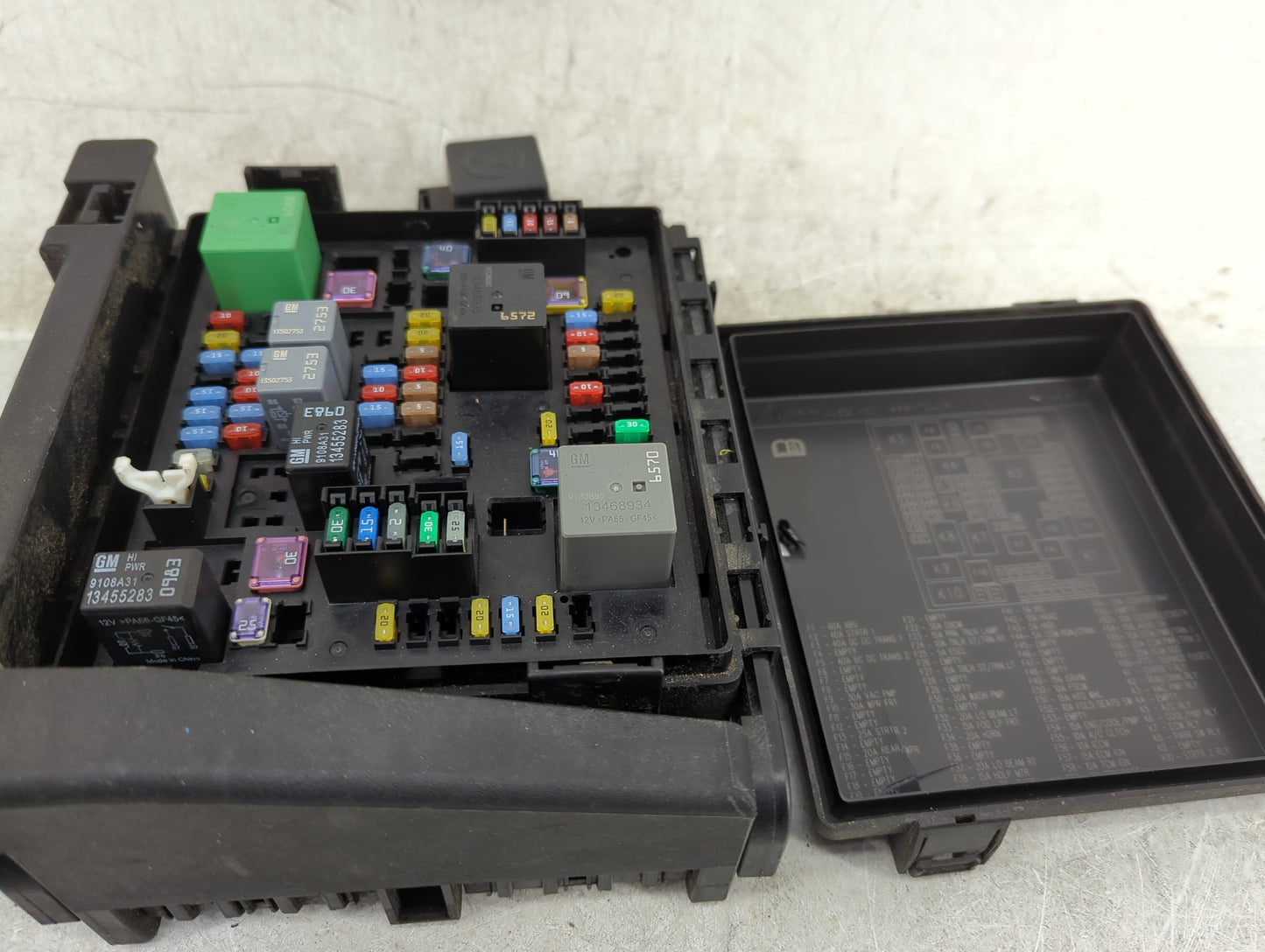 2014-2016 Chevrolet Malibu Fusebox Fuse Box Panel Relay Module P/N:13468935 13455283, 9108A31, 13463931 Fits Fits 2014 2015 