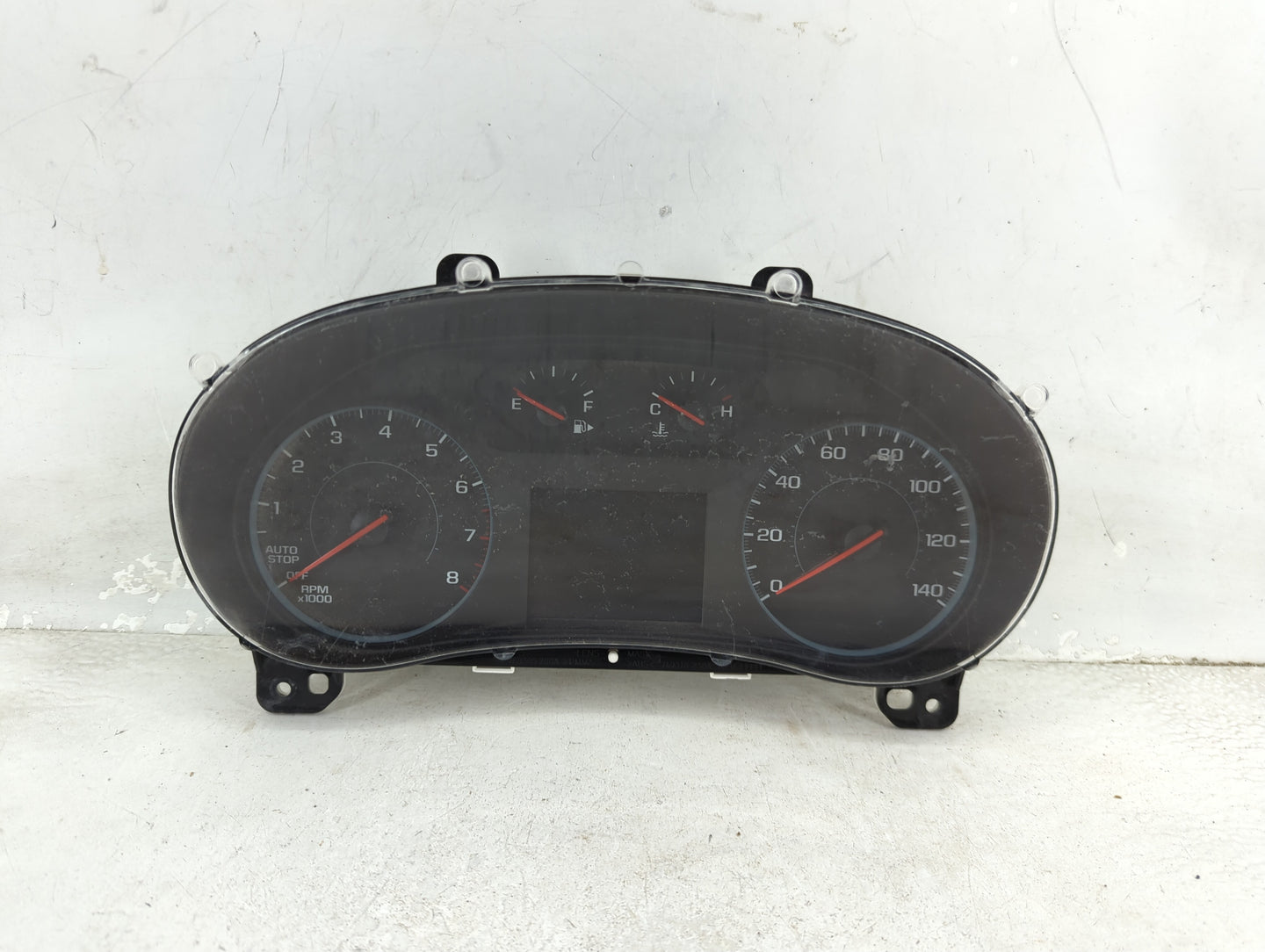 2016-2016 Chevrolet Malibu Speedometer Instrument Cluster Gauges - Oemusedautoparts1.com