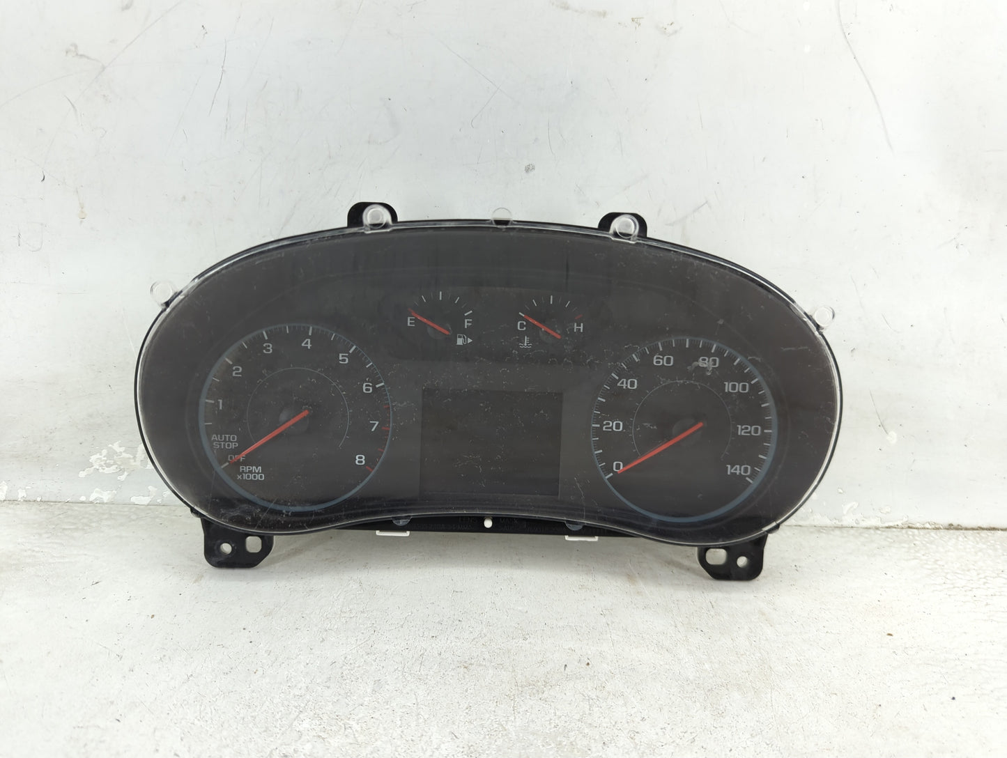 2016-2016 Chevrolet Malibu Speedometer Instrument Cluster Gauges - Oemusedautoparts1.com