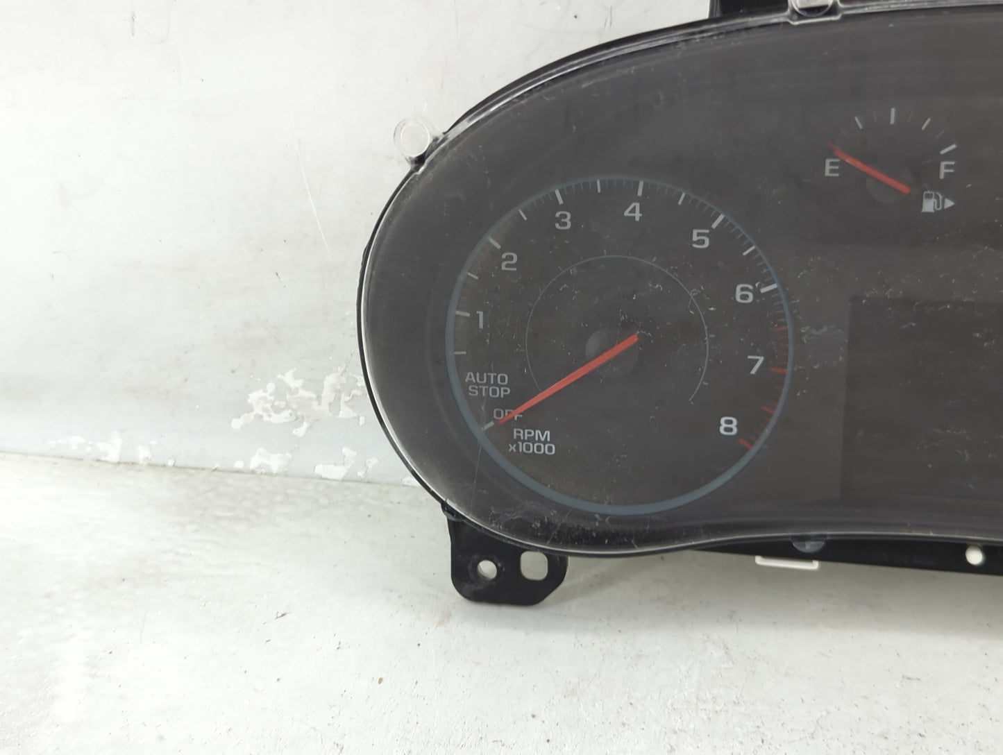 2016-2016 Chevrolet Malibu Speedometer Instrument Cluster Gauges - Oemusedautoparts1.com