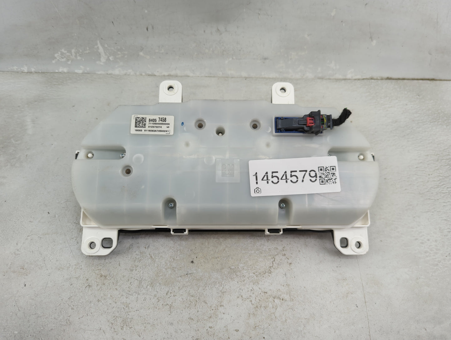 2016-2016 Chevrolet Malibu Speedometer Instrument Cluster Gauges - Oemusedautoparts1.com