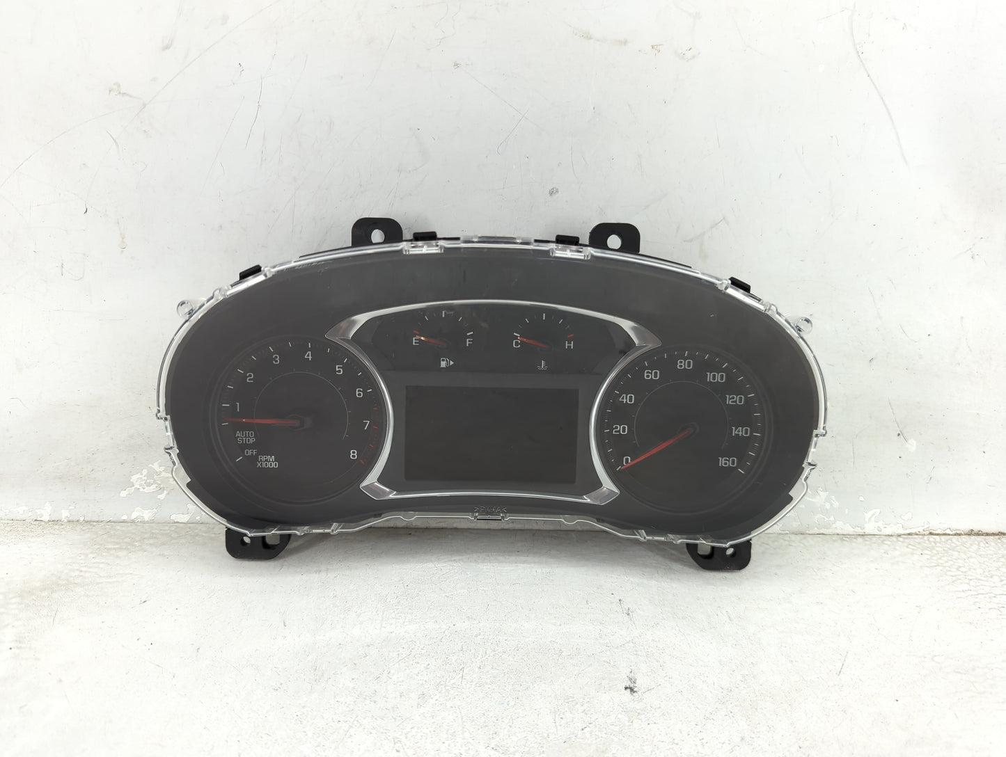 2016 Chevrolet Malibu Instrument Cluster Speedometer Gauges P/N:84031638 Miles: Fits OEM Used Auto Parts - Oemusedautoparts1