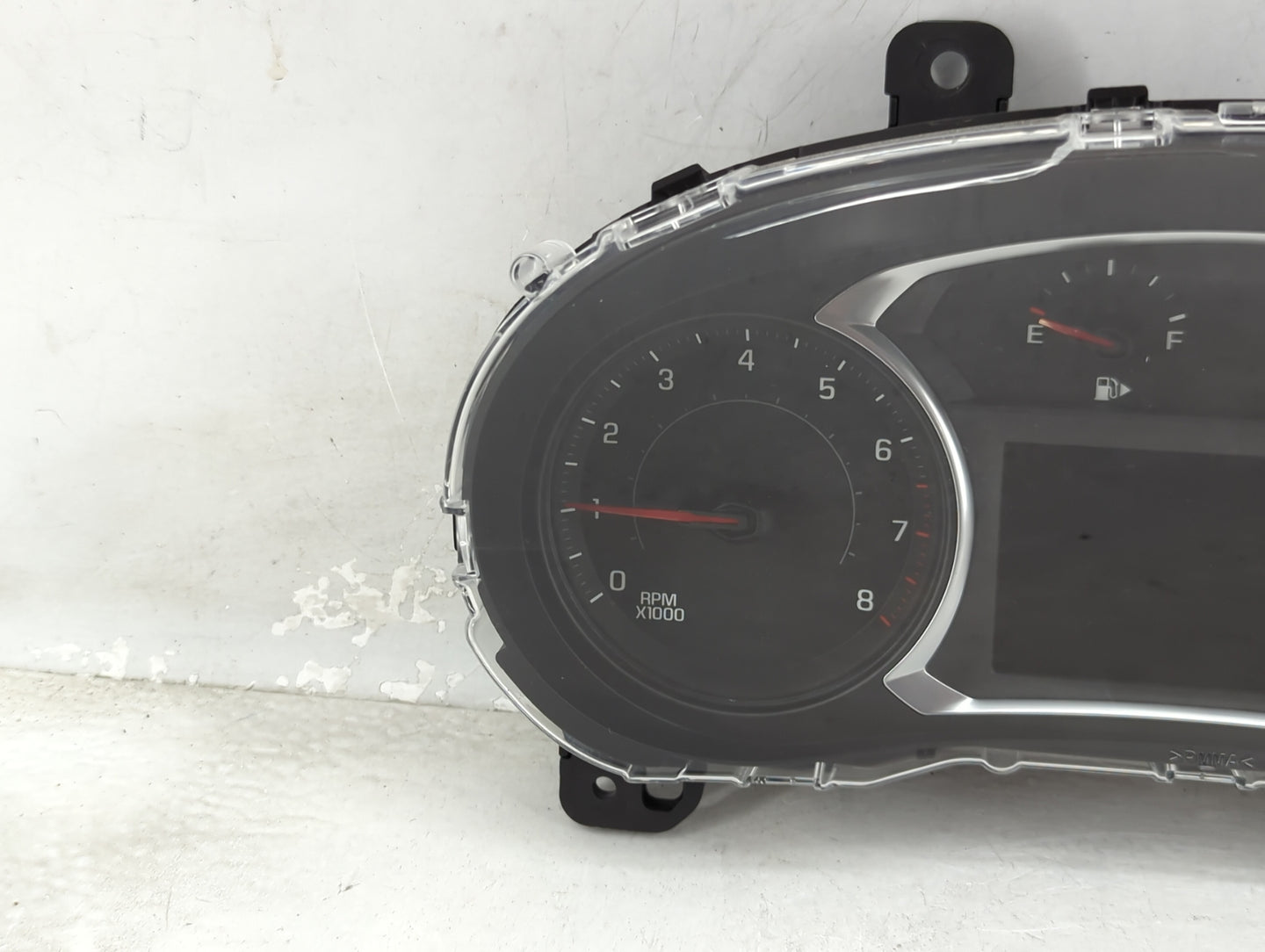 2016 Chevrolet Malibu Instrument Cluster Speedometer Gauges P/N:175597137 84105428 Miles: Fits OEM Used Auto Parts - Oemused