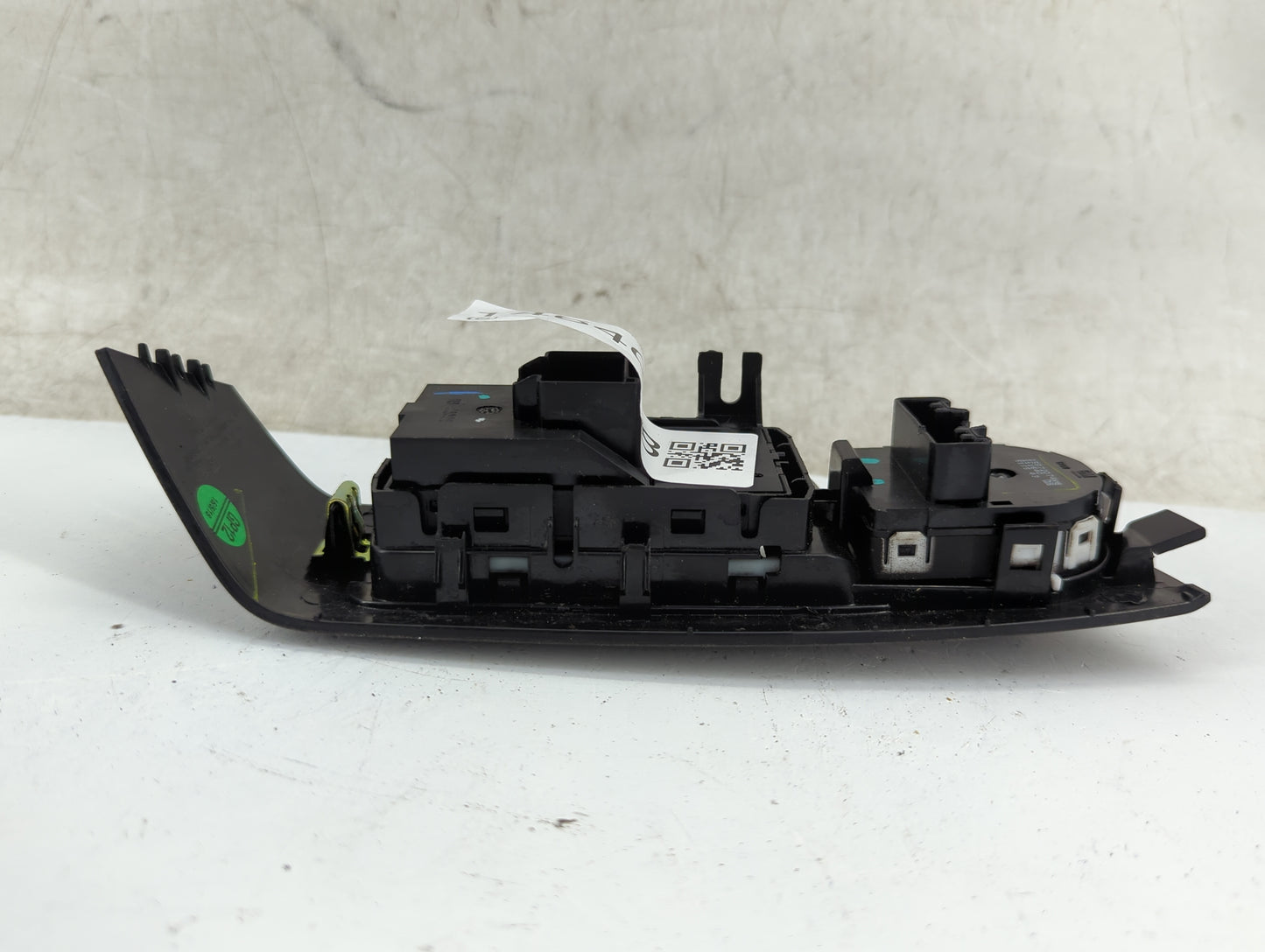 2014-2016 Chevrolet Malibu Master Power Window Switch Replacement Driver Side Left P/N:25872074 Fits OEM Used Auto Parts - O