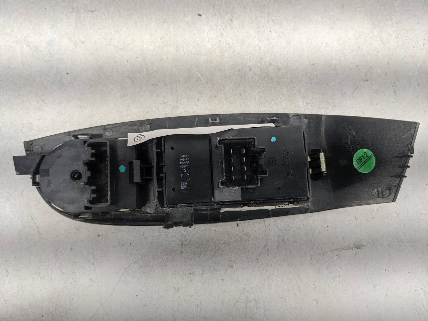 2016 Chevrolet Malibu Master Power Window Switch Replacement Driver Side Left P/N:V005158945 Fits OEM Used Auto Parts - Oemu