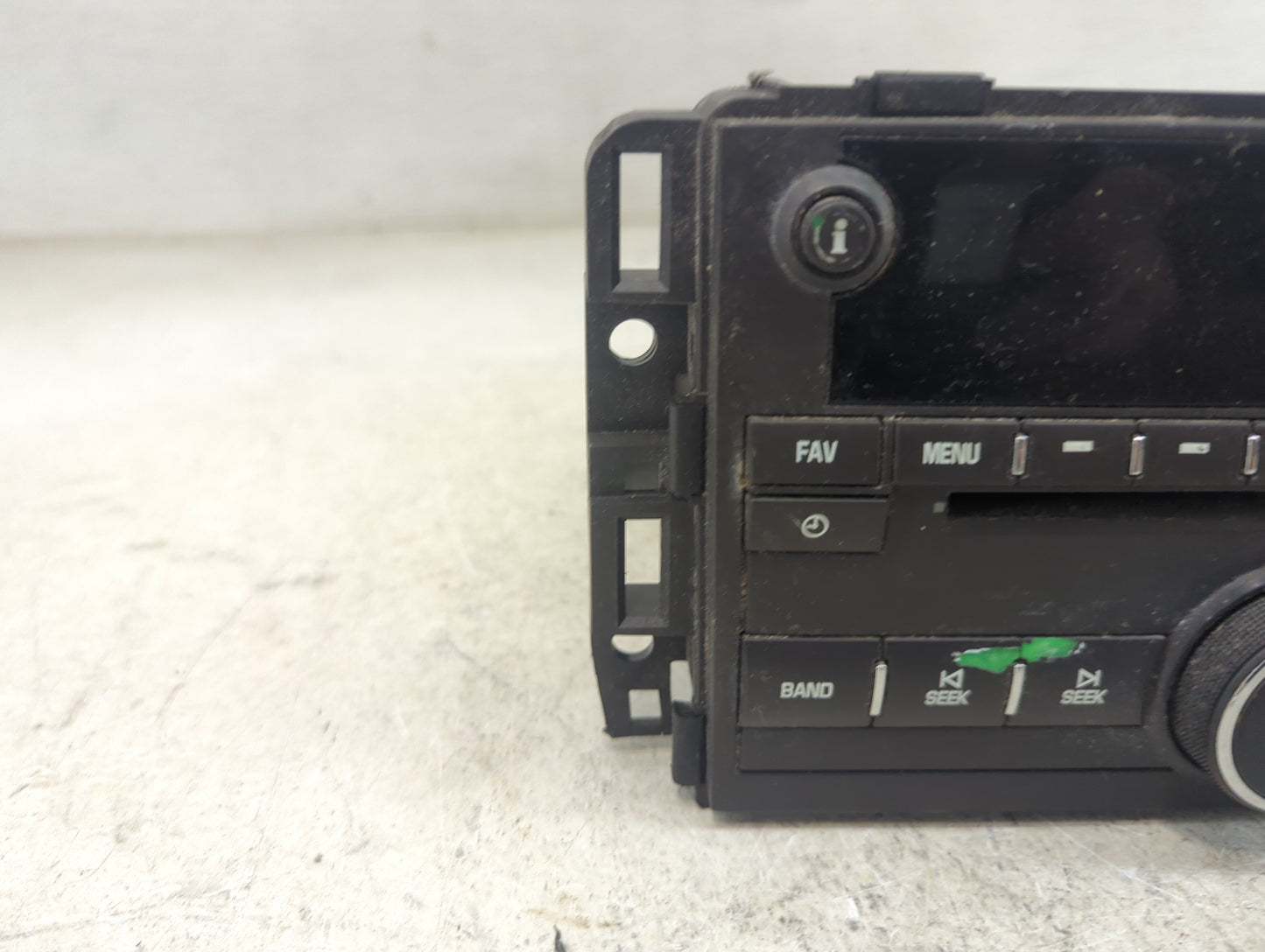 2016 Chevrolet Malibu Radio AM FM Cd Player Receiver Replacement P/N:20934593 28256335 Fits OEM Used Auto Parts - Oemusedaut