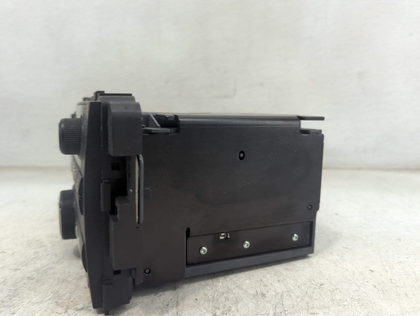 2016 Chevrolet Malibu Radio AM FM Cd Player Receiver Replacement P/N:20934593 28256335 Fits OEM Used Auto Parts - Oemusedaut