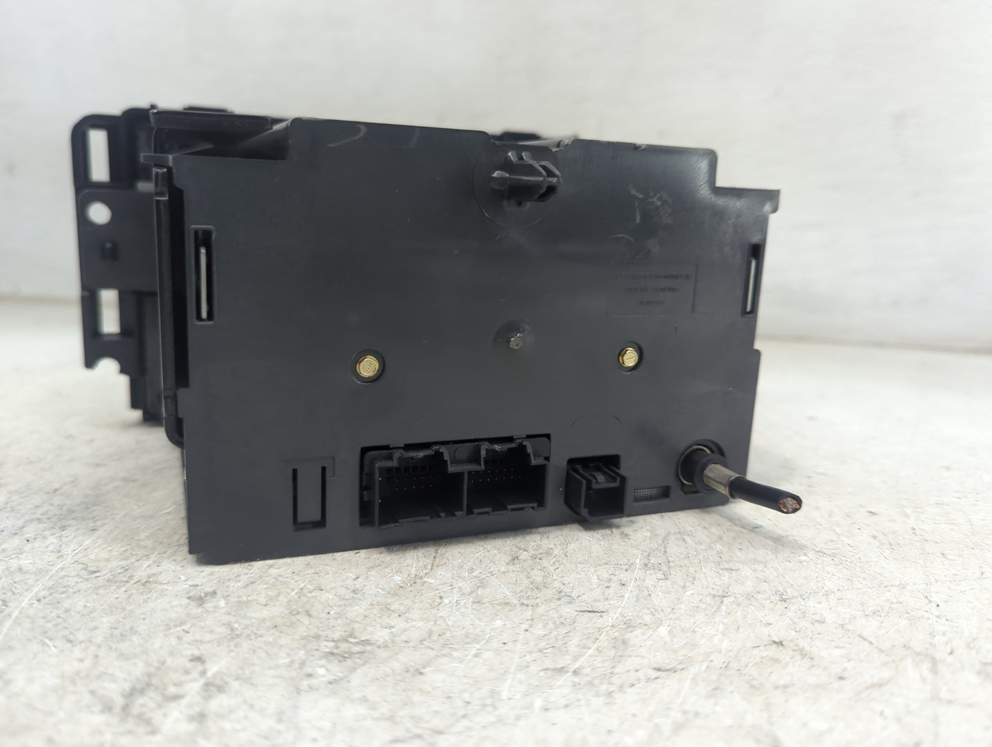 2016 Chevrolet Malibu Radio AM FM Cd Player Receiver Replacement P/N:20934593 28256335 Fits OEM Used Auto Parts - Oemusedaut