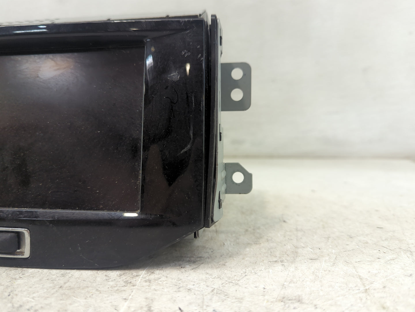 2013-2016 Chevrolet Malibu Information Display Screen 1469011 - Oemusedautoparts1.com