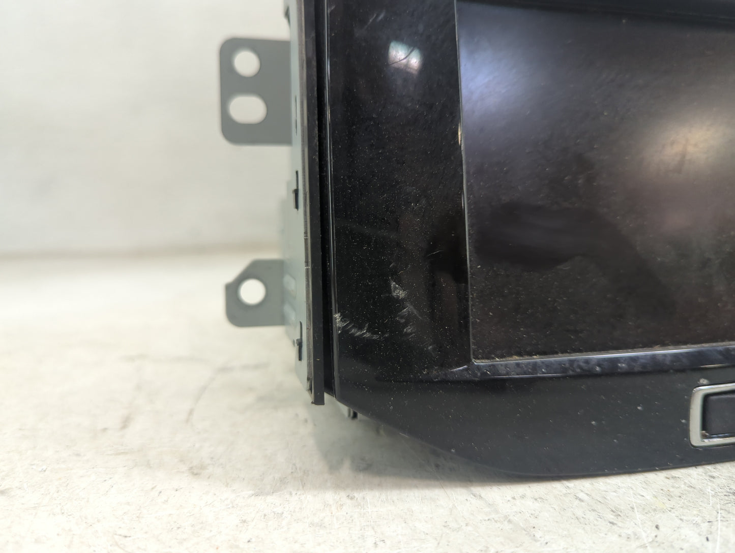 2013-2016 Chevrolet Malibu Information Display Screen 1469011 - Oemusedautoparts1.com