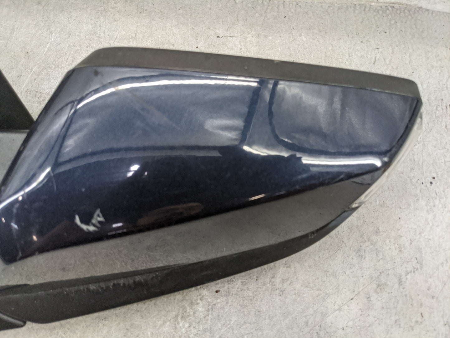 2016-2018 Chevrolet Malibu Driver Side View Mirror - Left Door Mirror OEM Used - Oemusedautoparts1.com