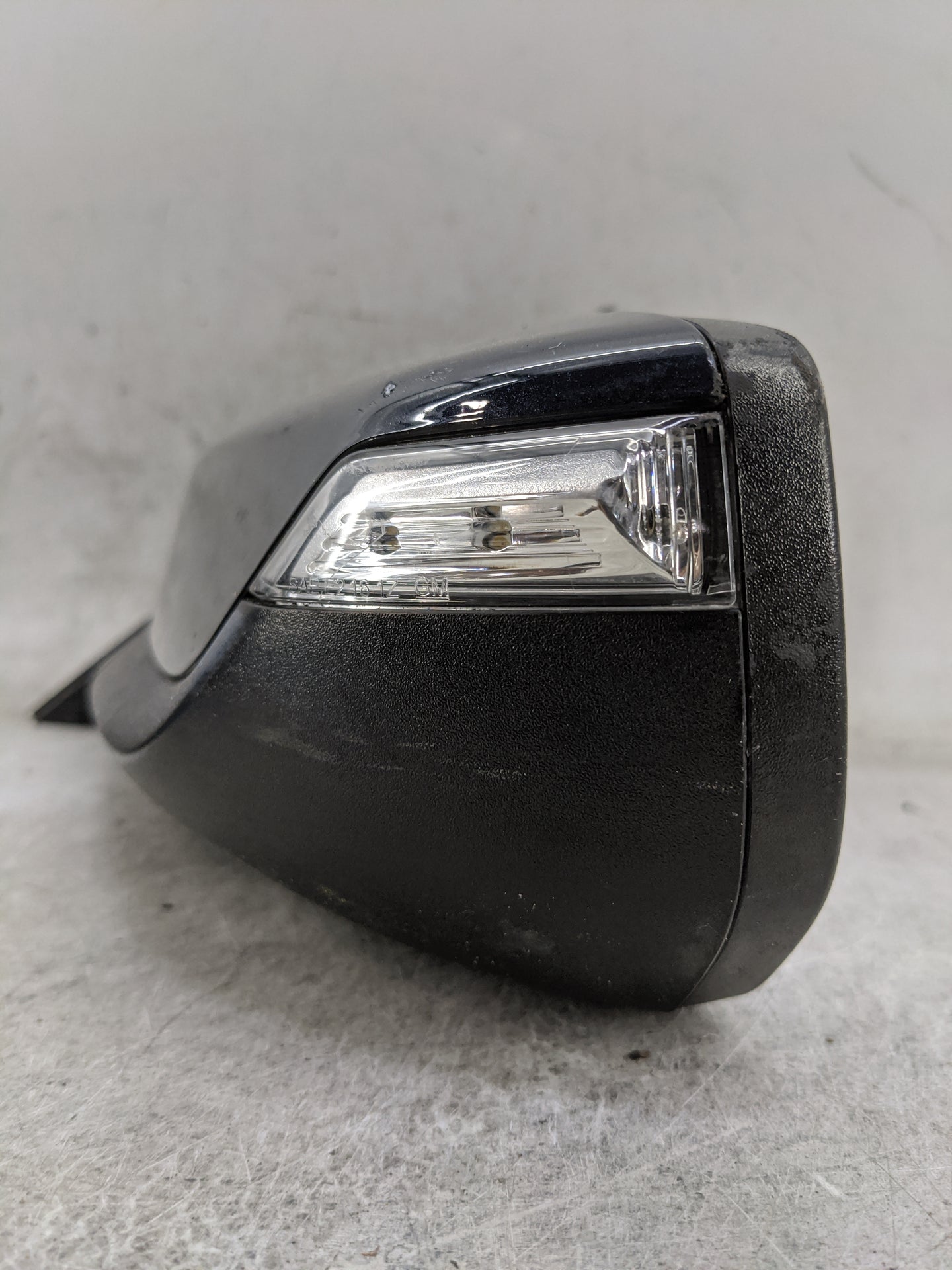 2016-2018 Chevrolet Malibu Driver Side View Mirror - Left Door Mirror OEM Used - Oemusedautoparts1.com