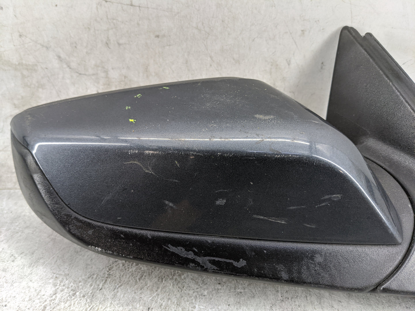 2016 Chevrolet Malibu Passenger Side View Mirror - Right Door Mirror OEM Used - Oemusedautoparts1.com
