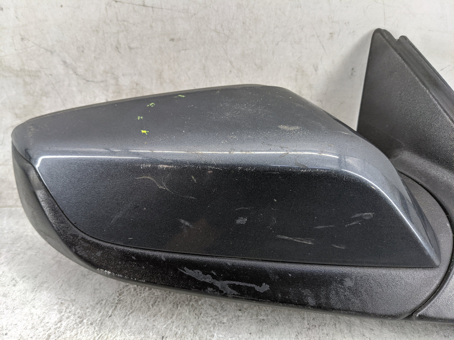 2016 Chevrolet Malibu Passenger Side View Mirror - Right Door Mirror OEM Used - Oemusedautoparts1.com