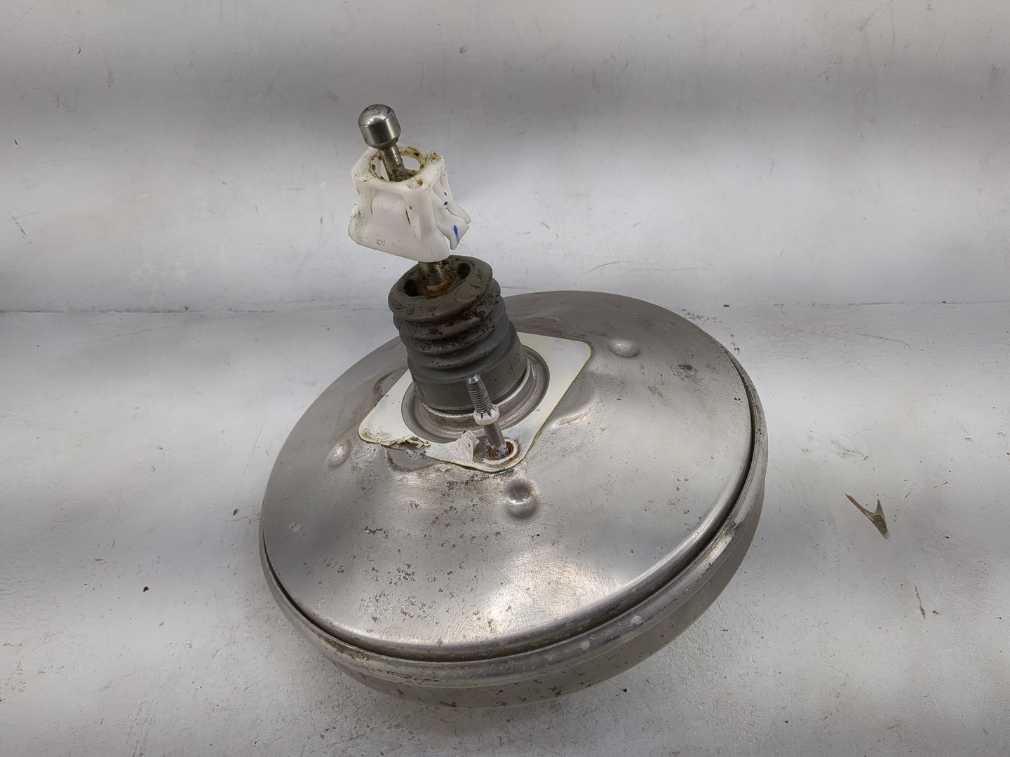 2016-2021 Chevrolet Malibu Power Brake Booster Oem 1480857 - Oemusedautoparts1.com