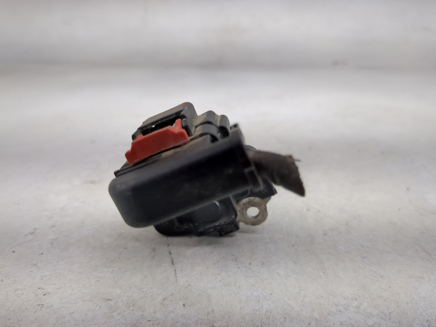 2013-2016 Chevrolet Malibu Mass Air Flow Meter Maf 1486514 - Oemusedautoparts1.com