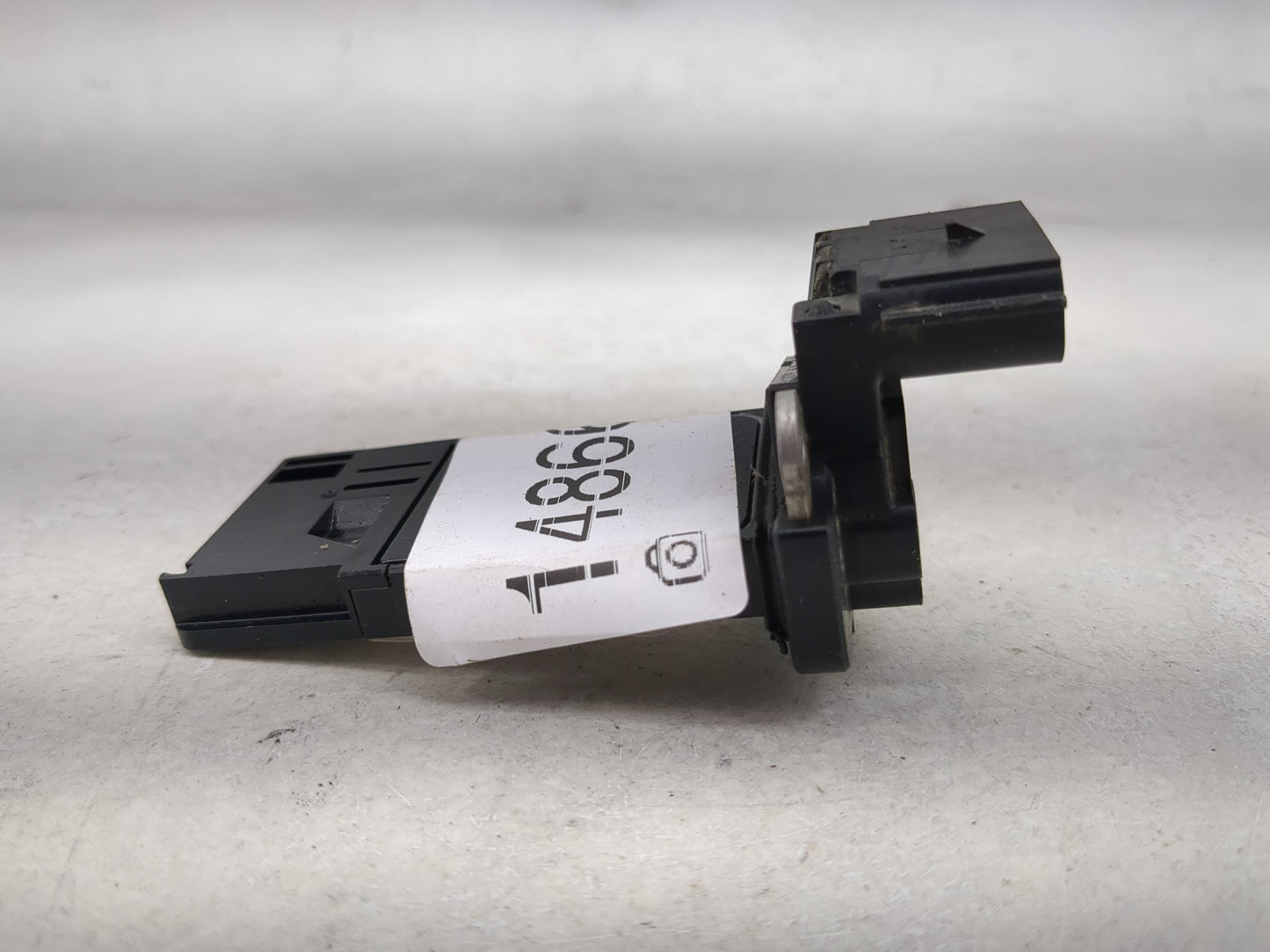2016 Chevrolet Malibu Mass Air Flow Meter Maf 1486697 - Oemusedautoparts1.com