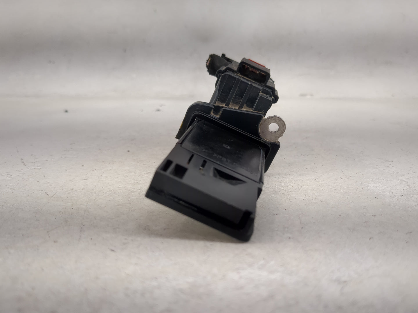 2013-2016 Chevrolet Malibu Mass Air Flow Meter Maf 1488700 - Oemusedautoparts1.com