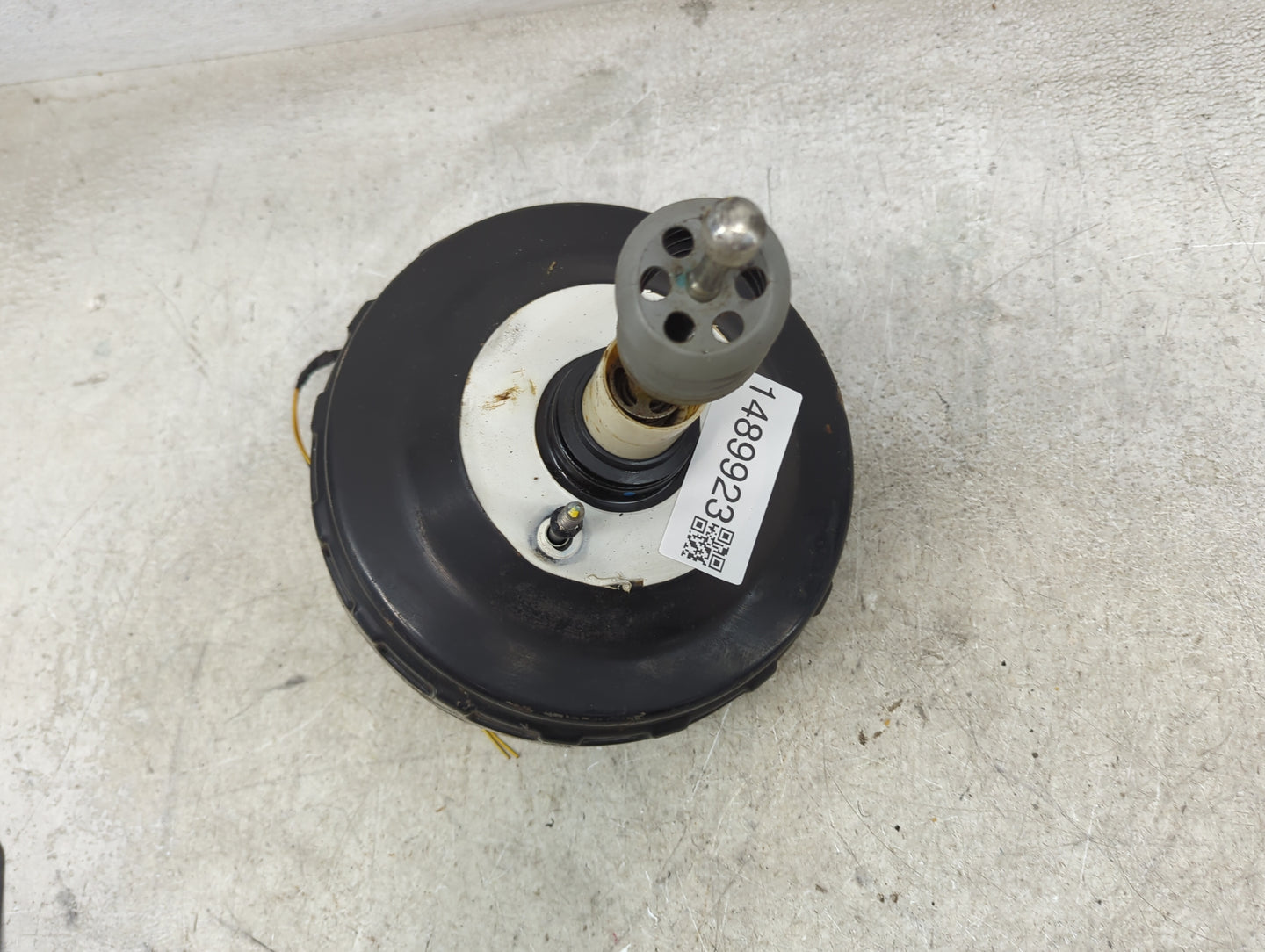2013-2016 Chevrolet Malibu Power Brake Booster Oem 1489923 - Oemusedautoparts1.com