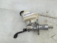 2013-2016 Chevrolet Malibu Brake Master Cylinder 1490425 - Oemusedautoparts1.com