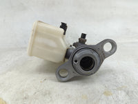 2016-2021 Chevrolet Malibu Brake Master Cylinder 1490508 - Oemusedautoparts1.com