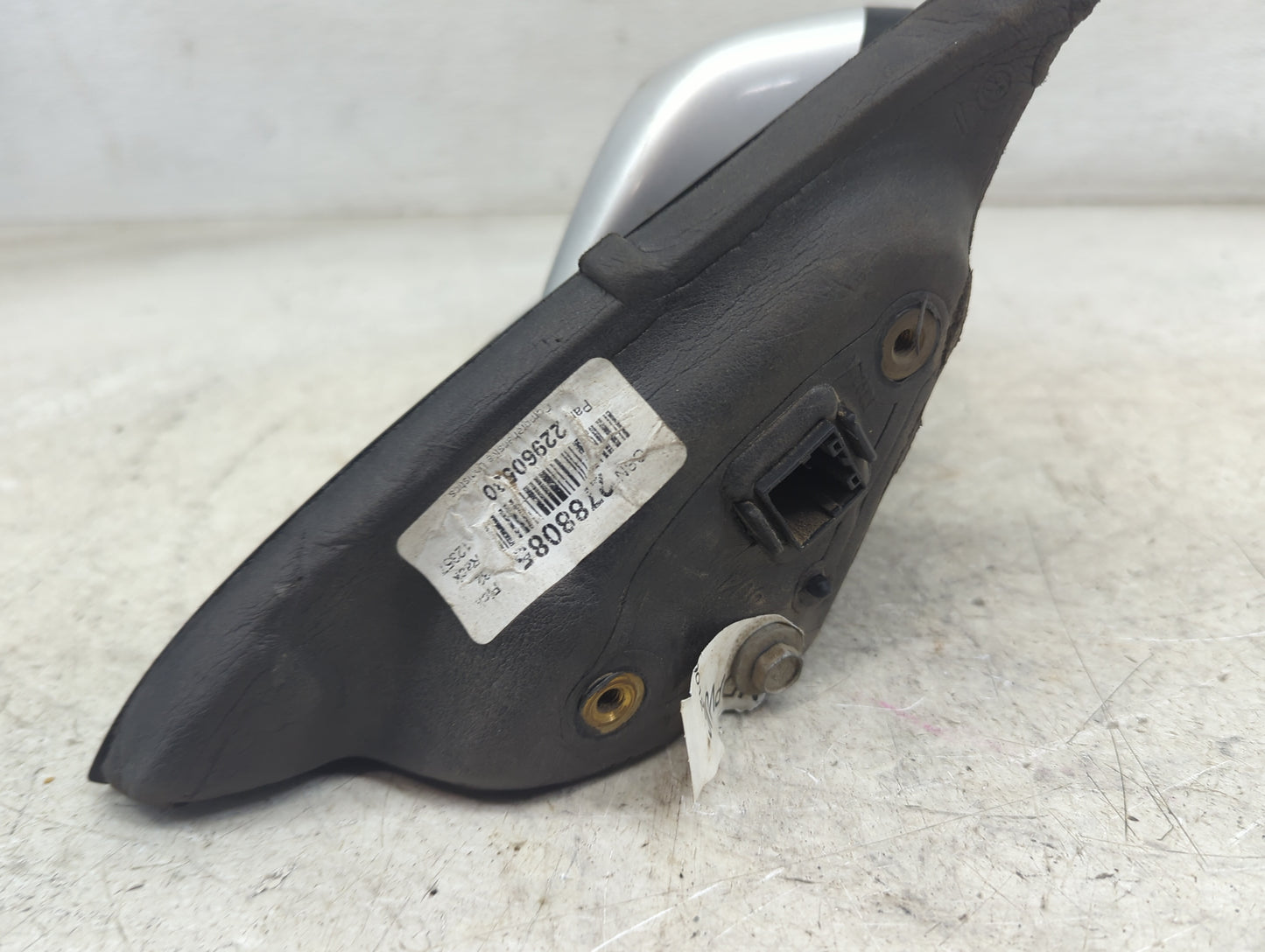 2014-2016 Chevrolet Malibu Passenger Side View Mirror - Right Door Mirror OEM Used - Oemusedautoparts1.com