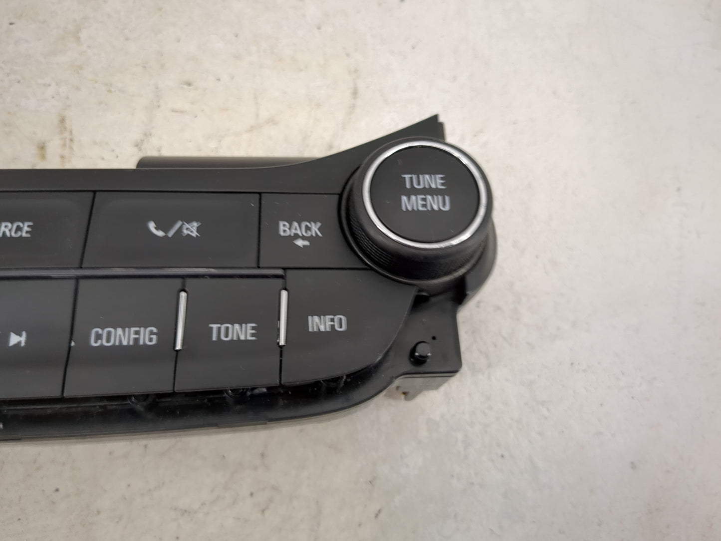 2014-2016 Chevrolet Malibu Radio Control Panel 1492552 - Oemusedautoparts1.com