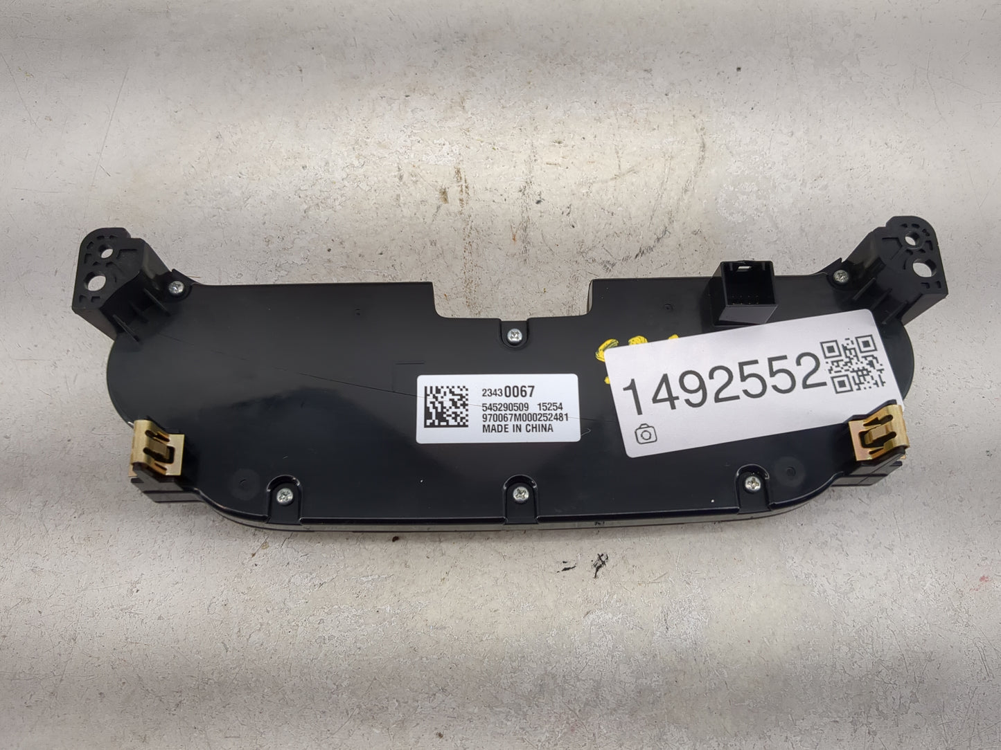 2014-2016 Chevrolet Malibu Radio Control Panel 1492552 - Oemusedautoparts1.com