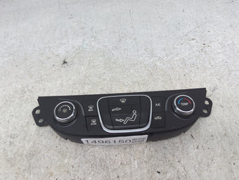 compare product 2016-2017 Chevrolet Malibu Climate Control Module Temperature AC/Heater Replacement P/N:23414952 737020000000X Fits Fits 2016 2017 OEM Used Auto Parts