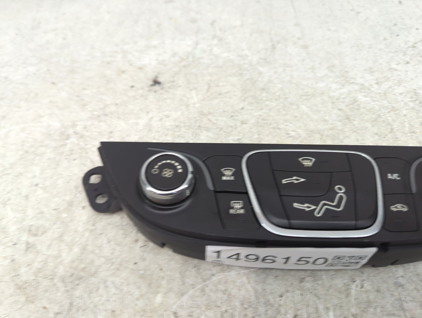 2016-2017 Chevrolet Malibu Climate Control Module Temperature AC/Heater Replacement P/N:23414952 737020000000X Fits Fits 201