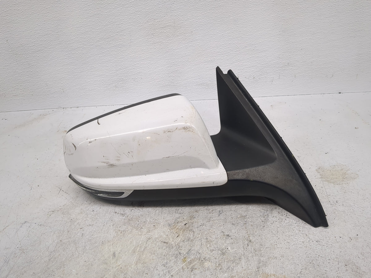 2014-2016 Chevrolet Malibu Passenger Side View Mirror - Right Door Mirror OEM Used - Oemusedautoparts1.com