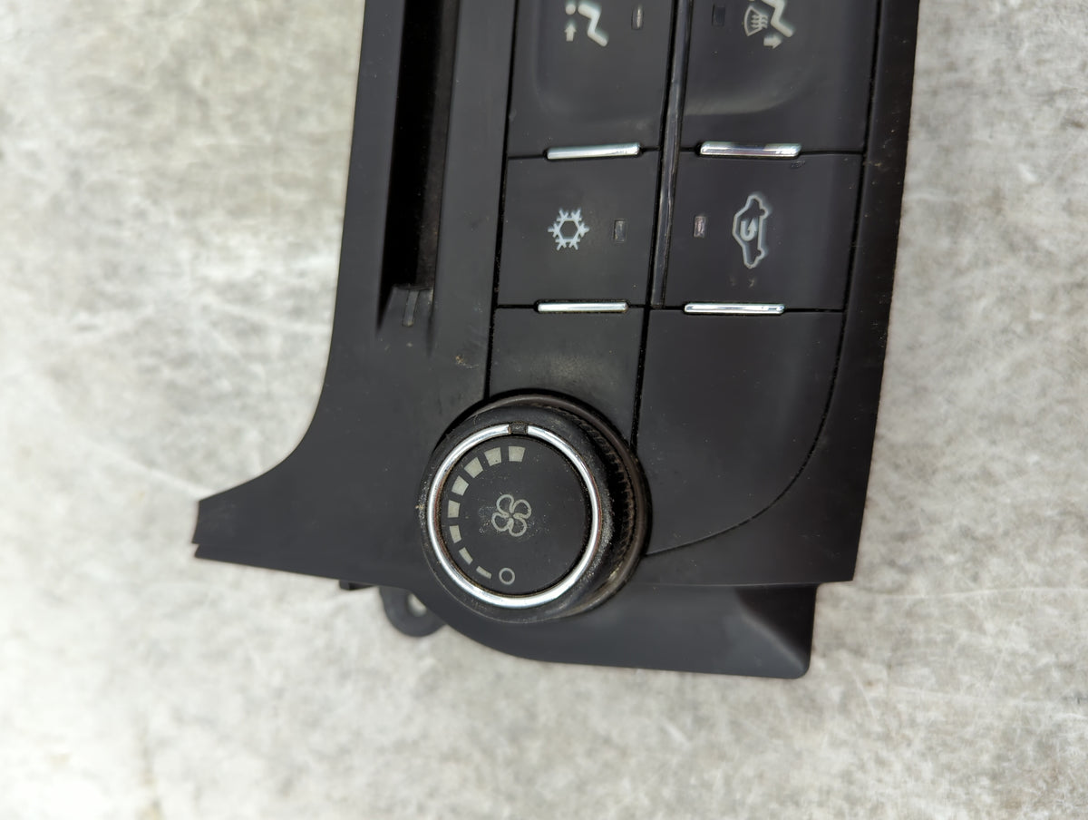 2016 Chevrolet Malibu Climate Control Module Temperature AC/Heater Replacement Fits OEM Used Auto Parts - Oemusedautoparts1.