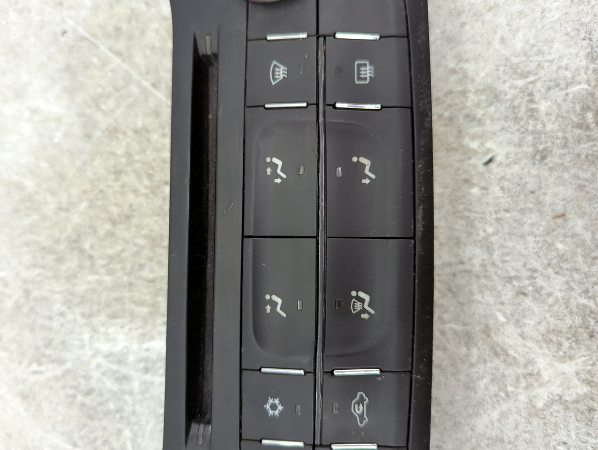 2016 Chevrolet Malibu Climate Control Module Temperature AC/Heater Replacement Fits OEM Used Auto Parts - Oemusedautoparts1.