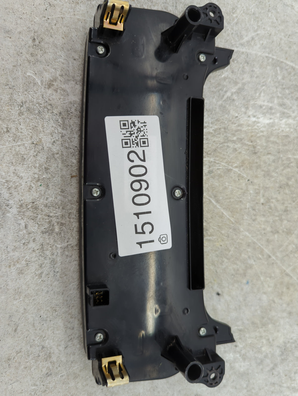 2016 Chevrolet Malibu Climate Control Module Temperature AC/Heater Replacement Fits OEM Used Auto Parts - Oemusedautoparts1.