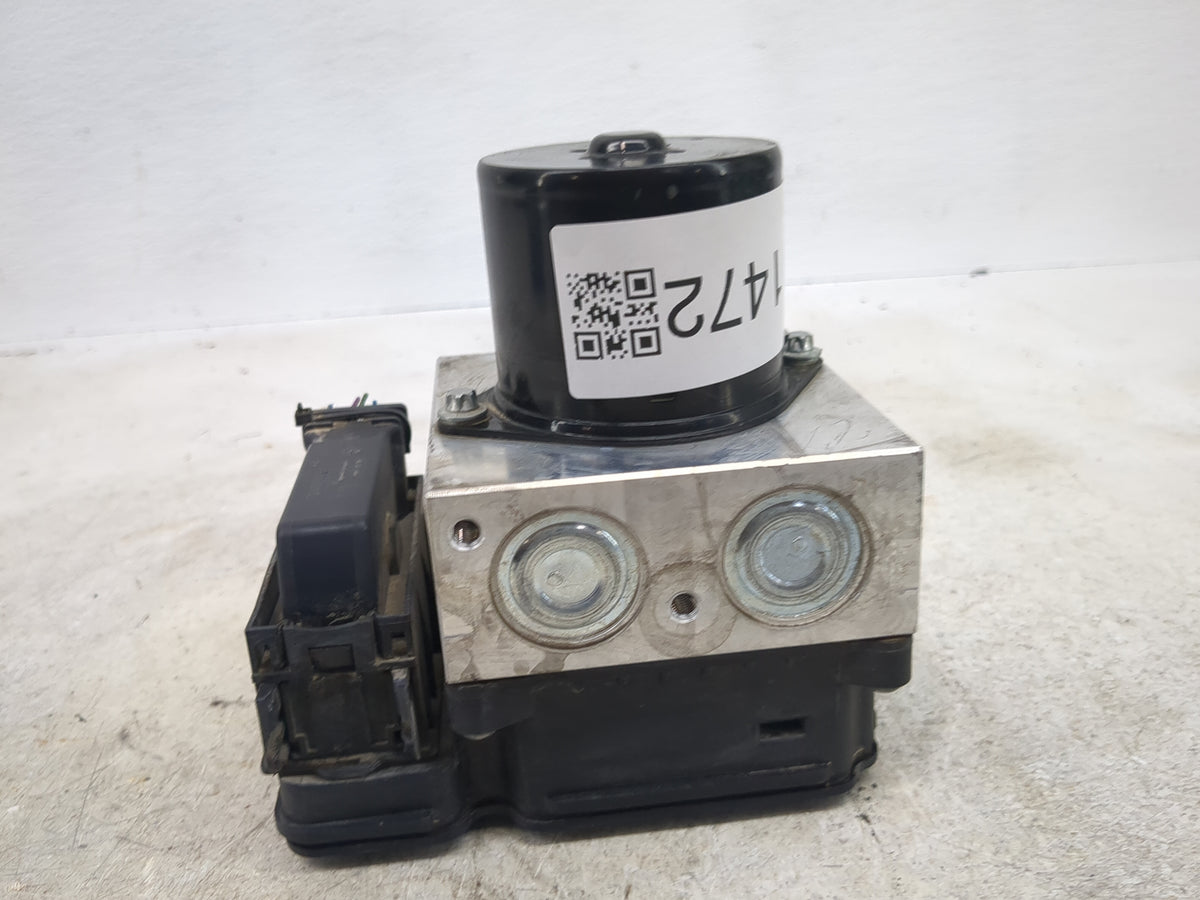 2016 Chevrolet Malibu Anti-Lock Brake ABS Pump Module Actuator OEM P/N:22936598 Fits OEM Used Auto Parts - Oemusedautoparts1