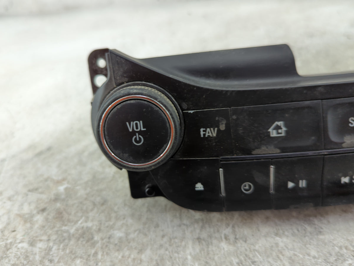 2014-2016 Chevrolet Malibu Radio Control Panel 1513745 - Oemusedautoparts1.com