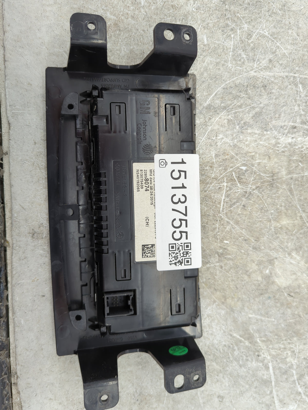 2014-2016 Chevrolet Malibu Information Radio Display Screen Black 1513755 - Oemusedautoparts1.com