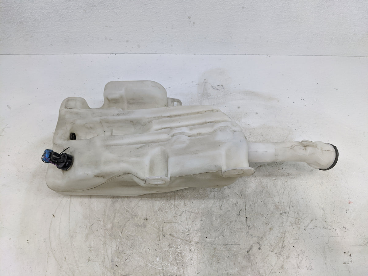 2013-2016 Chevrolet Malibu Windshield Washer Fluid Reservoir Bottle Oem 1515770 - Oemusedautoparts1.com