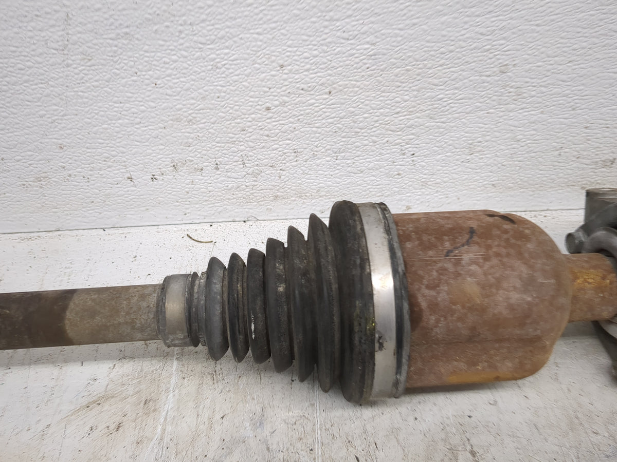 2013-2015 Chevrolet Malibu Axle Shaft Front Passenger Cv C/v 1520265 - Oemusedautoparts1.com