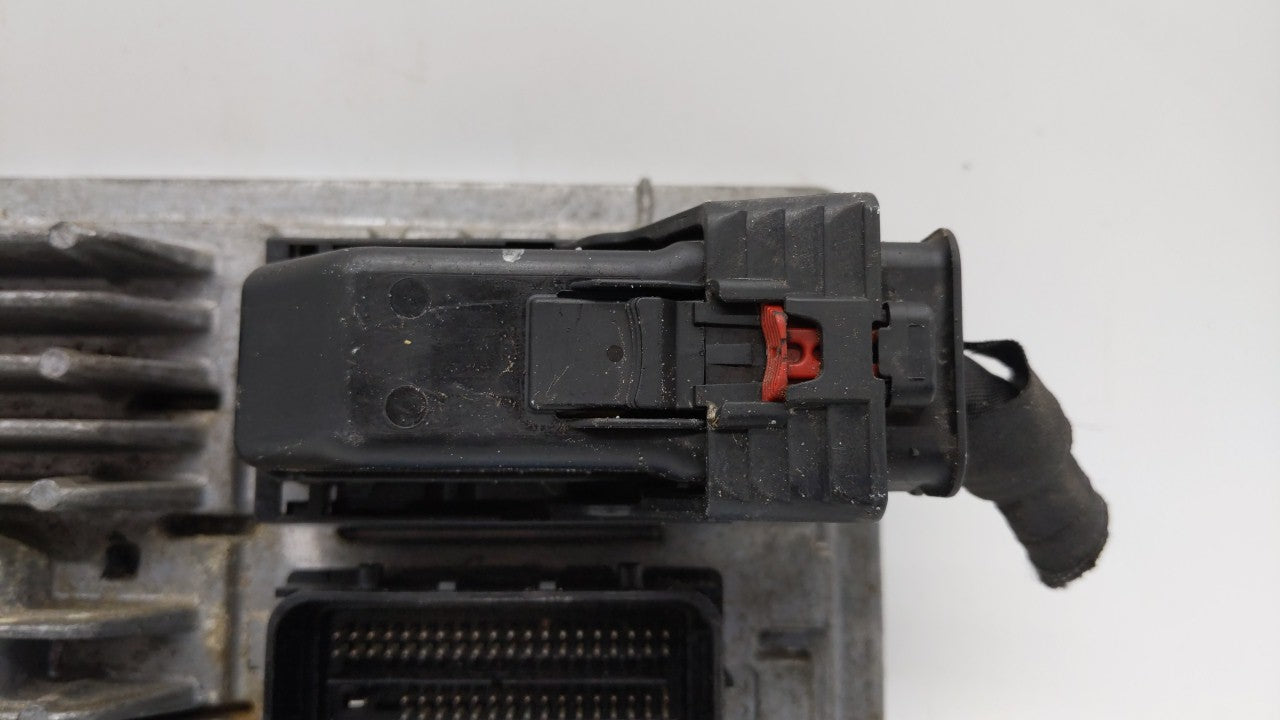 2016 Chevrolet Malibu PCM Engine Control Computer ECU ECM PCU OEM P/N:12607096 12675580, 12676591, 12680968 Fits OEM Used Au