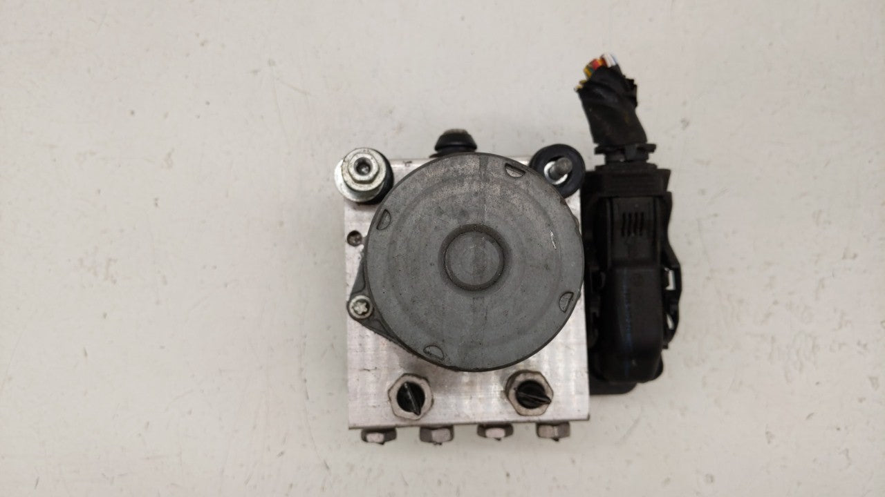 2016 Chevrolet Malibu ABS Pump Control Module Replacement P/N:065055766 23410405 Fits OEM Used Auto Parts - Oemusedautoparts