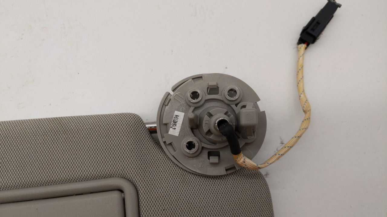 2013-2016 Chevrolet Malibu Sun Visor Shade Replacement Passenger Right Mirror Fits Fits 2013 2014 2015 2016 OEM Used Auto Pa