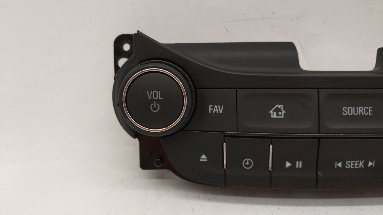 2014-2016 Chevrolet Malibu Radio Control Panel 253626 - Oemusedautoparts1.com